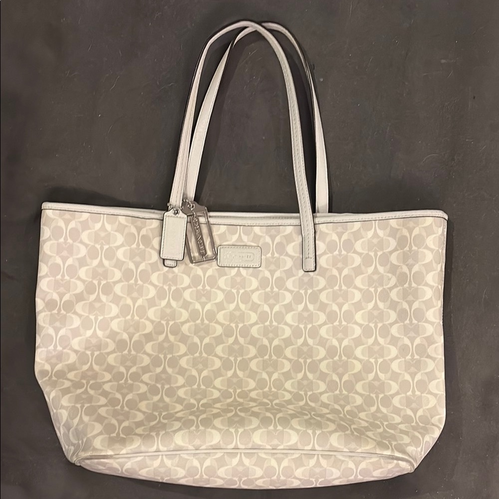 Neutral Coach large tote